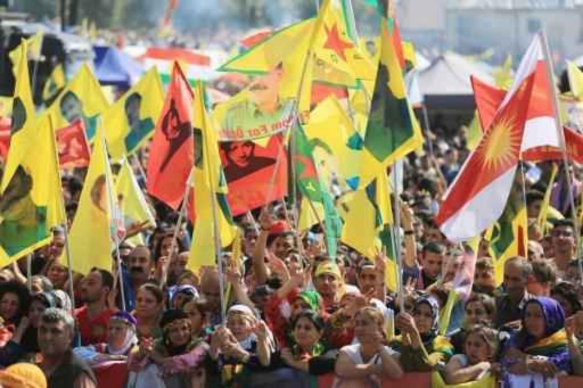 30.000 Koerden betogen in Keulen tegen Erdogan