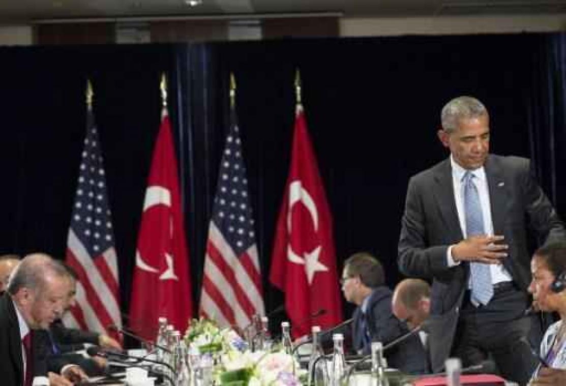 Obama belooft Turkije te helpen om coupplegers voor gerecht te brengen