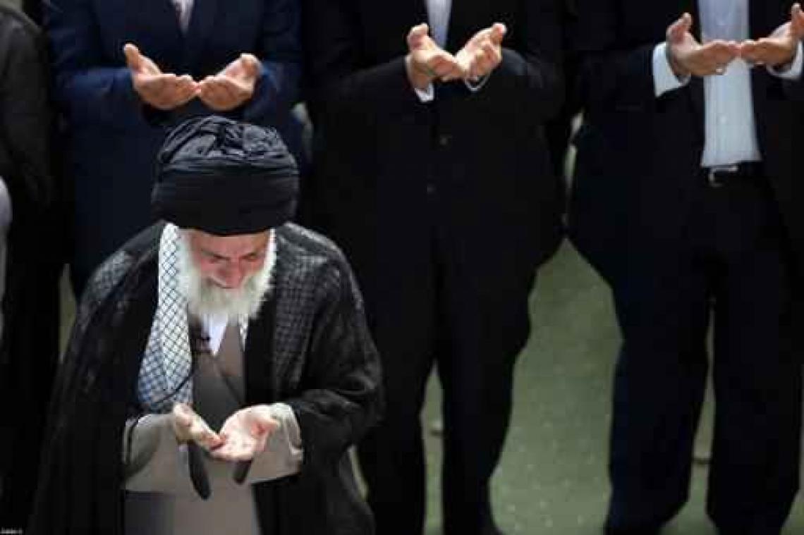 Iraanse leider wil nieuw hadj-beheer: Saoedi's zijn "ongelovig"