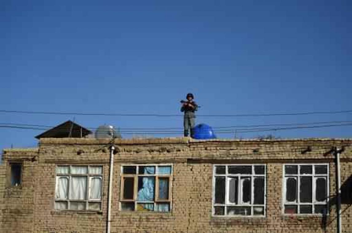 Gevechten en gijzeling na verschillende aanslagen in Kaboel