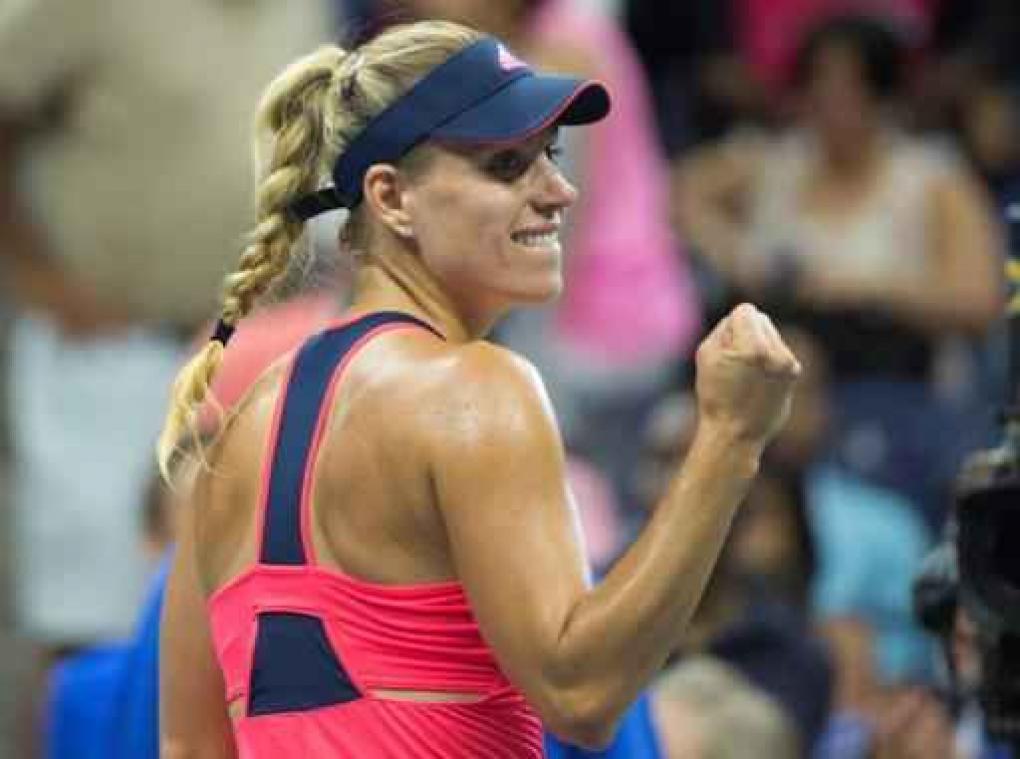 Angelique Kerber is eerste halvefinaliste op US Open