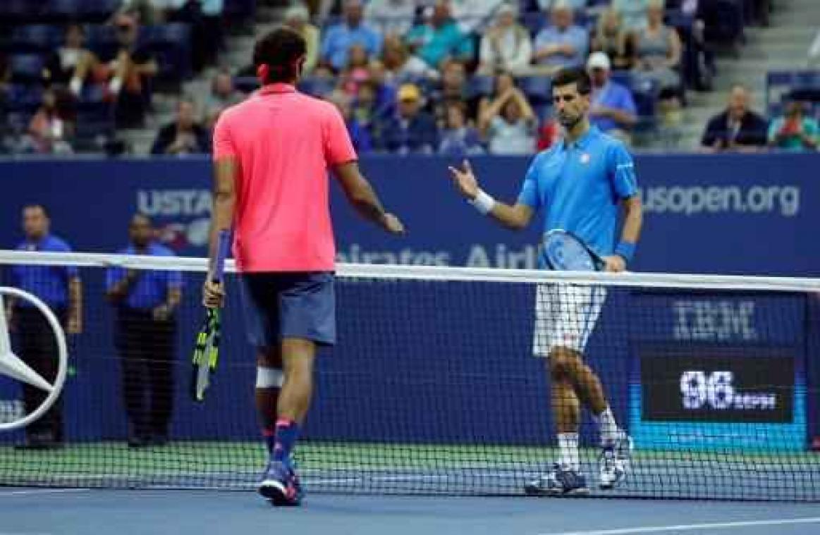 US Open - Djokovic naar halve finale door opgeven tegenstander
