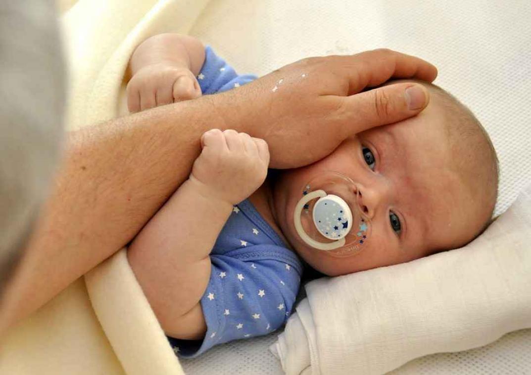 Baby's die via keizersnede  geboren worden hebben meer kans op overgewicht