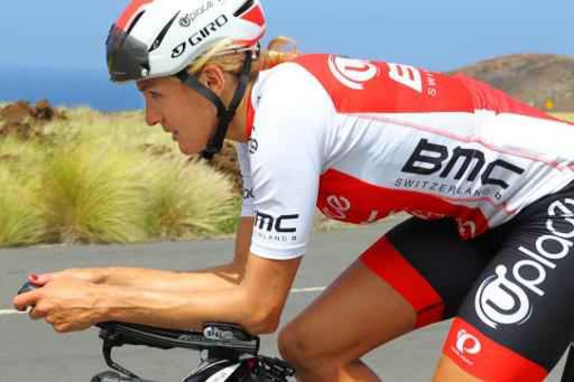 Sofie Goos zesde bij comeback in Zwintriatlon