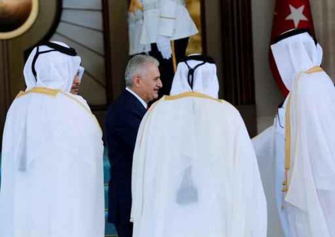 Turkije geeft mogelijke fouten bij massale ontslagen toe