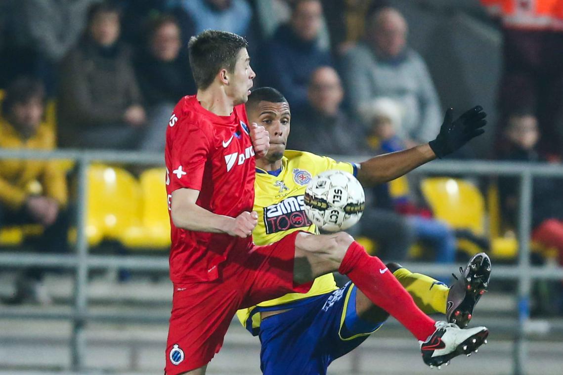 Waasland-Beveren en Club openen zesde speeldag