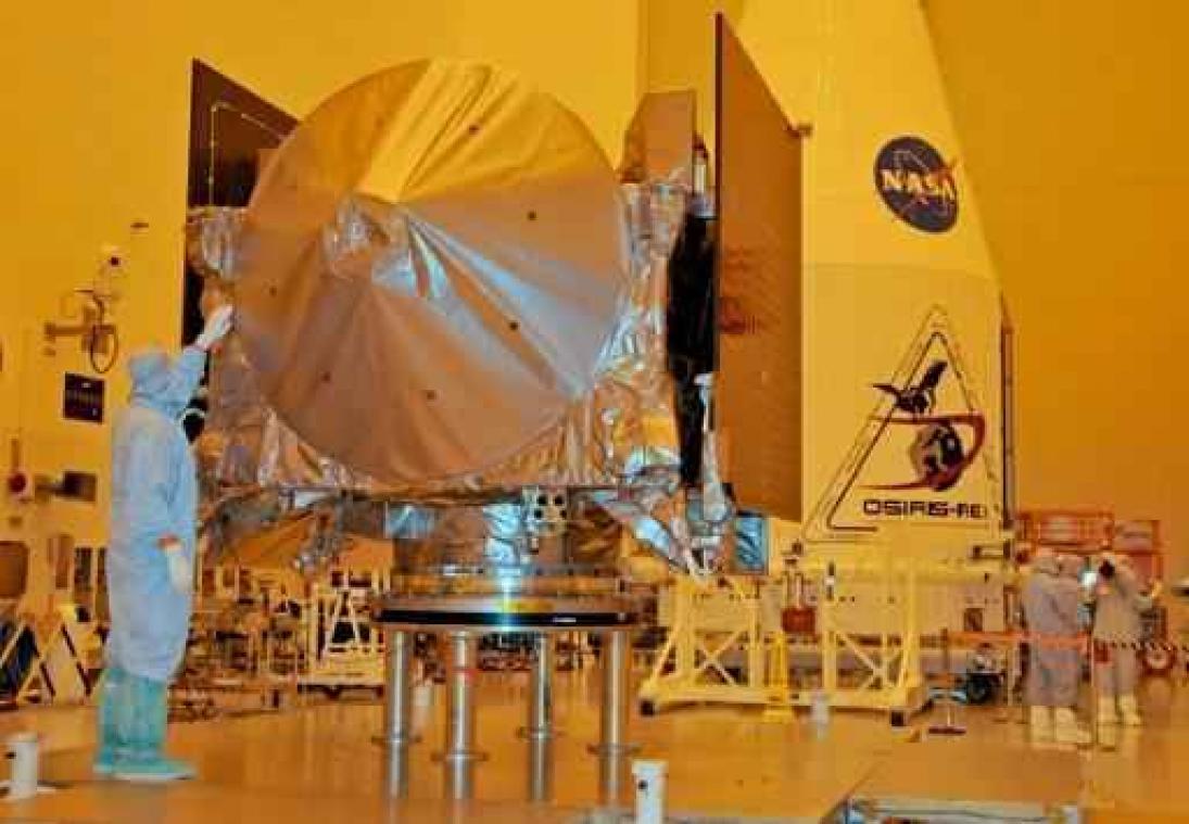 Amerikaanse ruimtesonde OSIRIS-REx richting asteroïde Bennu gelanceerd