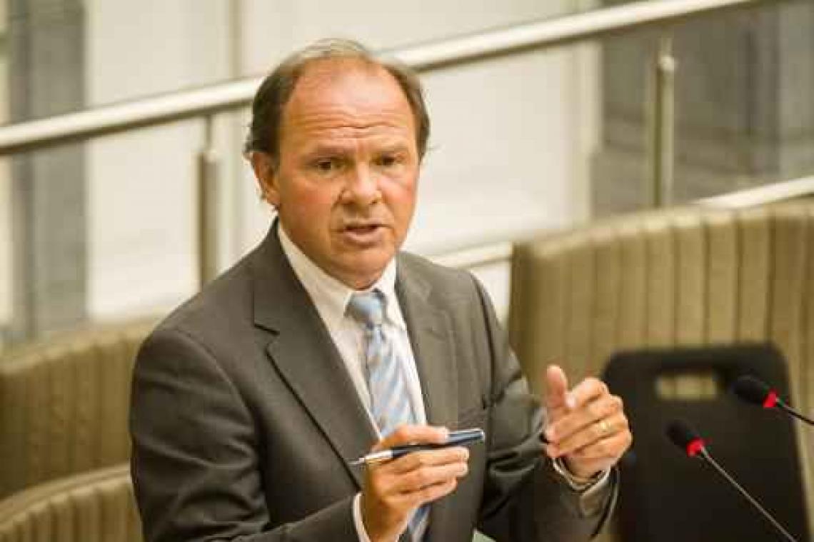 Strategie VDAB voor 55-plussers mag aangepast worden, zegt Muyters