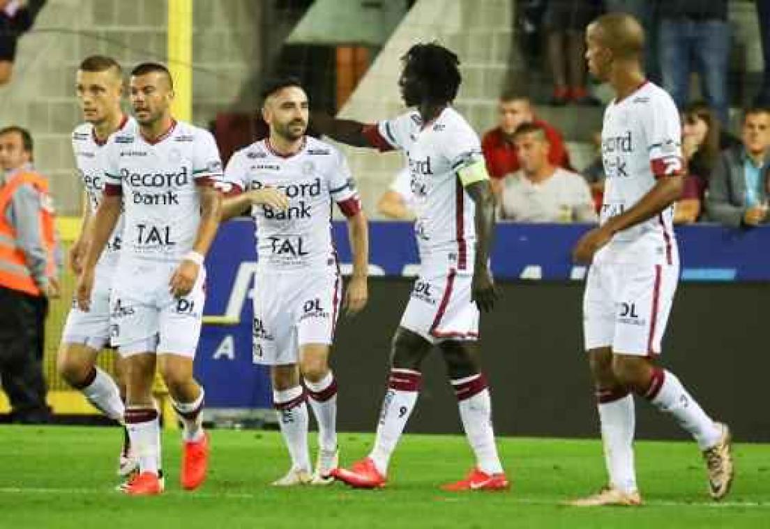 Jupiler Pro League - Zulte Waregem voorlopig leider na ruime overwinning tegen Moeskroen