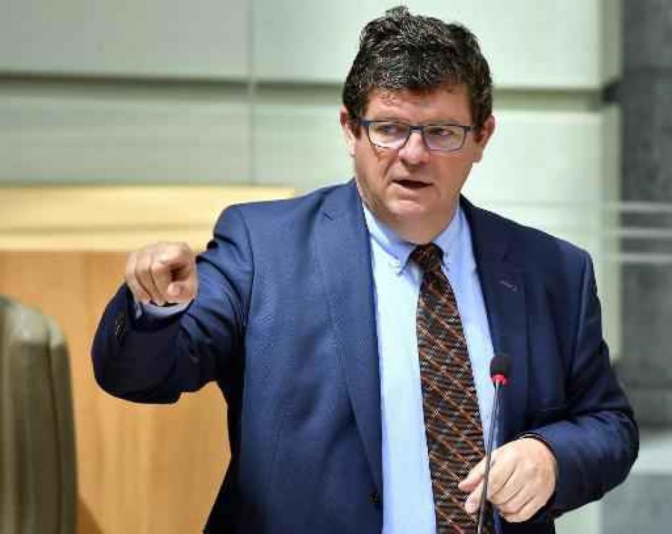 "Laadpalen in elke gemeente"