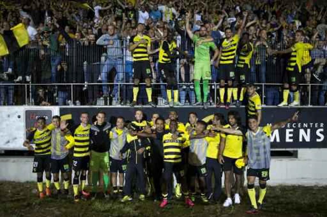 Proximus League - Lierse pakt de leiding na misstap Lommel United