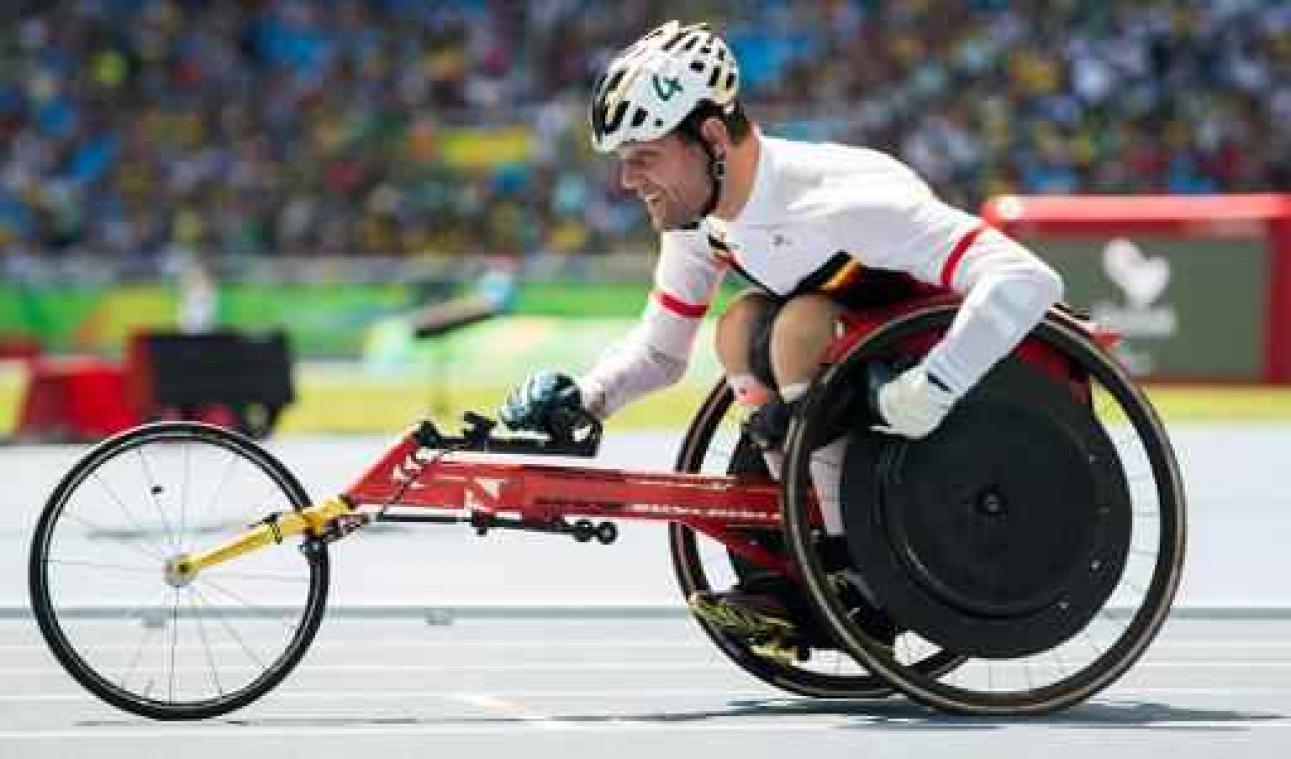 Paralympische Spelen - Peter Genyn pakt goud op 100m rolstoelsprint