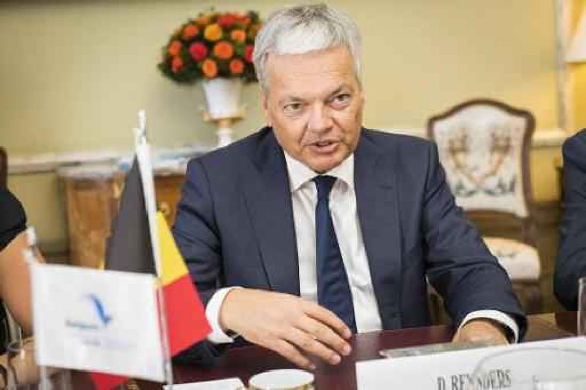 Reynders verdedigt notionele intrest, houdt niet vast aan begrotingsevenwicht in 2018