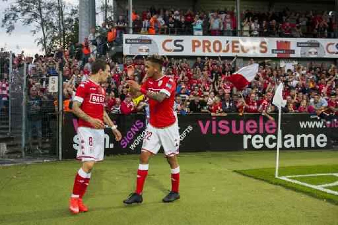 Jupiler Pro League - Standard duikt top zes binnen na zege in Lokeren