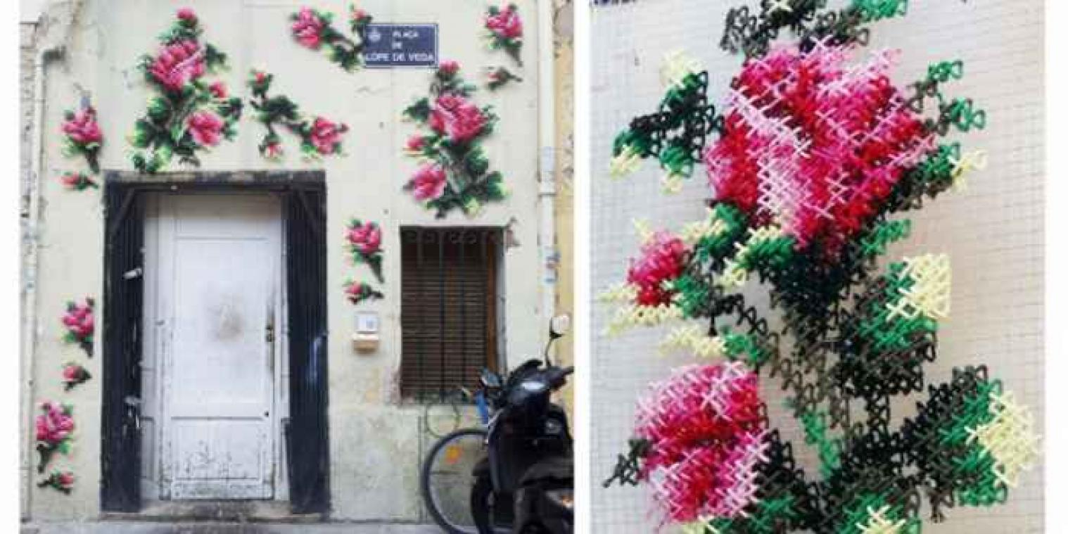 Spaanse kunstenares versiert straten met geborduurde graffiti