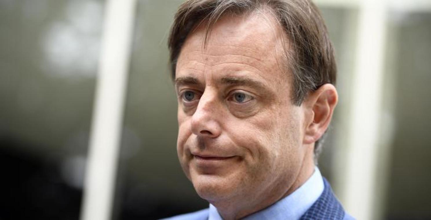 De Wever slaat mea culpa