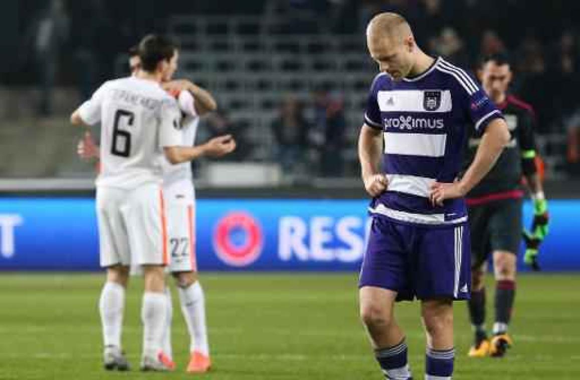 Anderlecht wacht afloop strafonderzoek Deschacht af