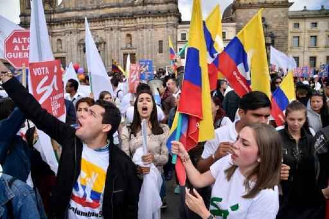 Vredesakkoord Colombia - Santos en "Timosjenko" ondertekenen vredesakkoord