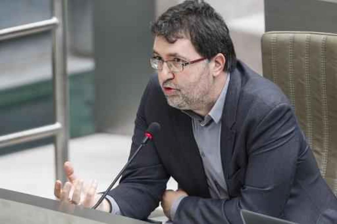 Van Besien wil dat Vlaamse regering Eandis naar zich toetrekt
