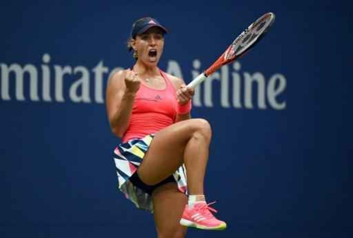 Moeizame zege voor Kerber in eerste duel als nummer één op WTA Wuhan