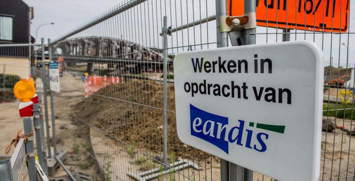 Waarom doet de Eandis-deal zoveel stof opwaaien?