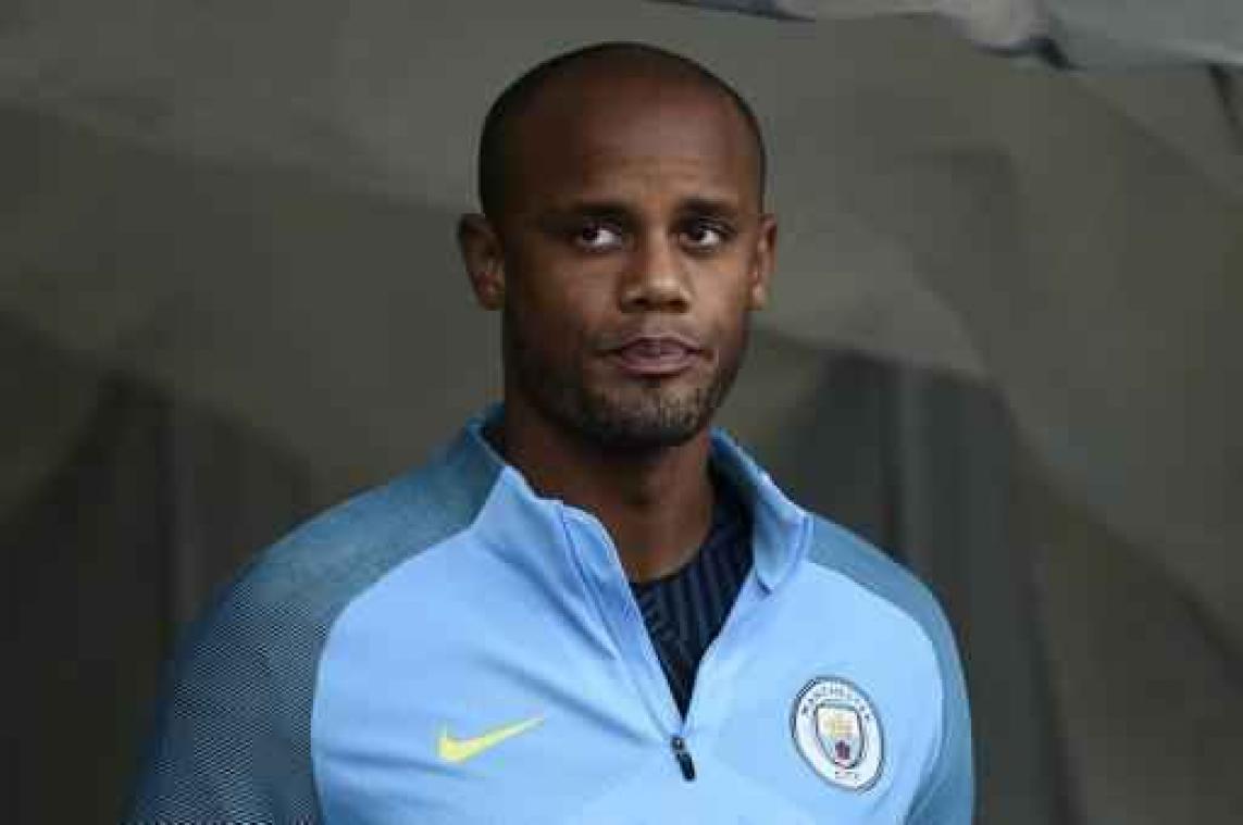 Belgen in het buitenland - Guardiola: "Kompany en De Bruyne kunnen er binnen twee à drie weken opnieuw staan"