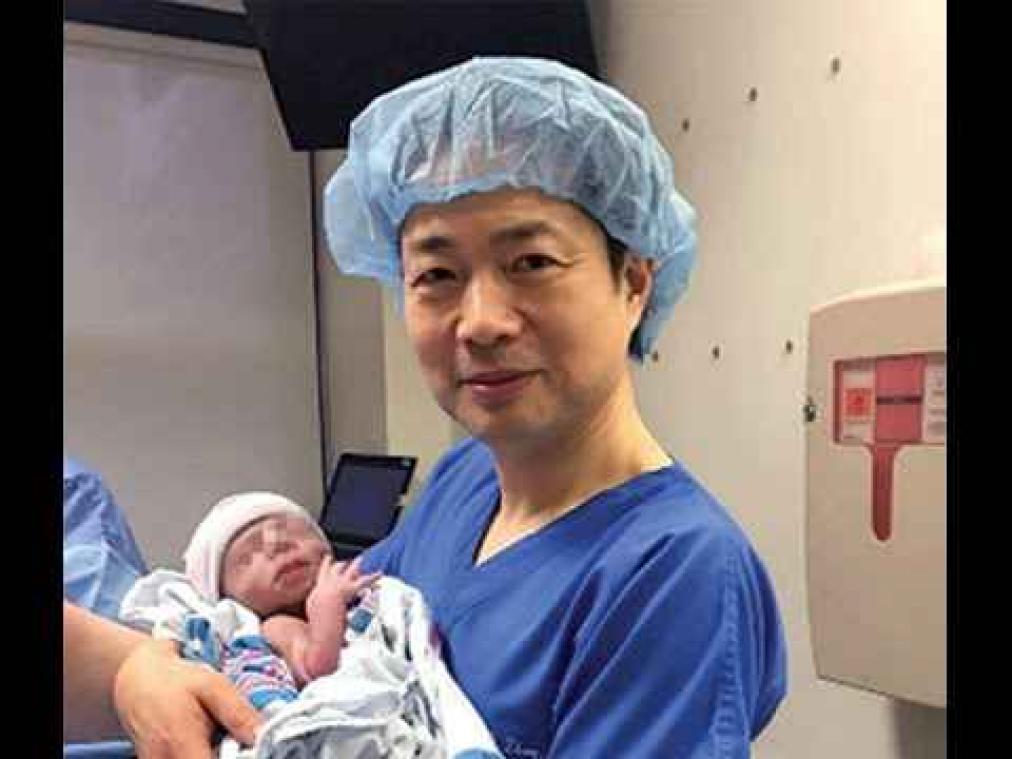 Eerste kind met drie ouders geboren via nieuwe methode