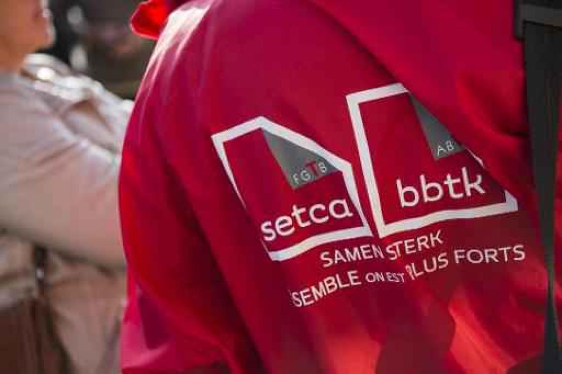 Bonden 'vieren' twee jaar regering Michel met nationale betoging