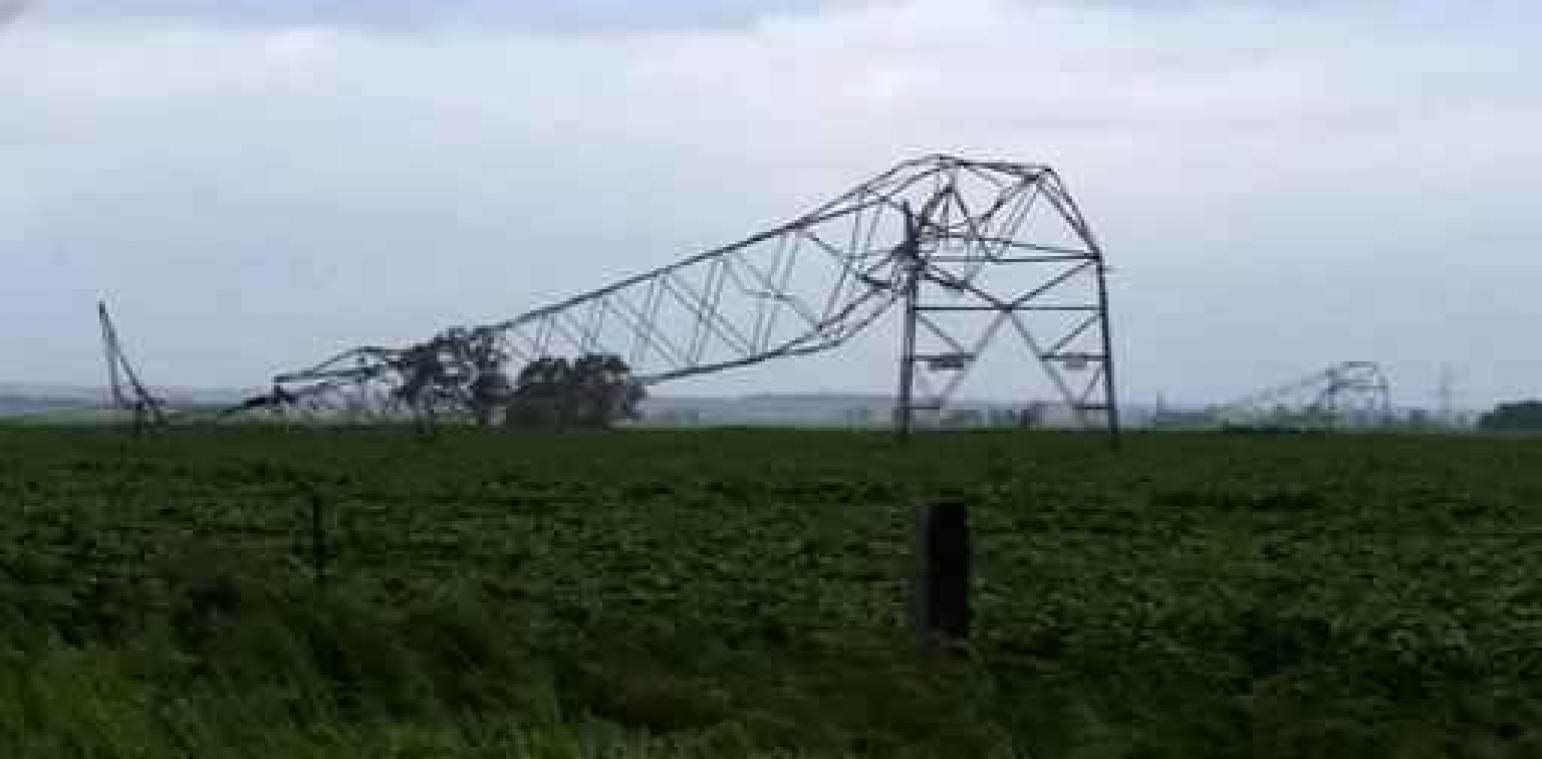 Volledige Australische deelstaat zonder stroom na zware storm