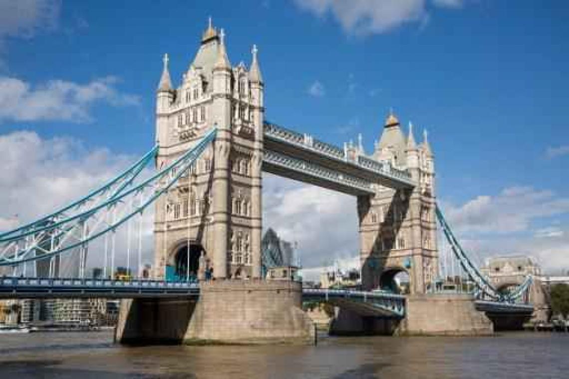 Londense Tower Bridge drie maanden dicht