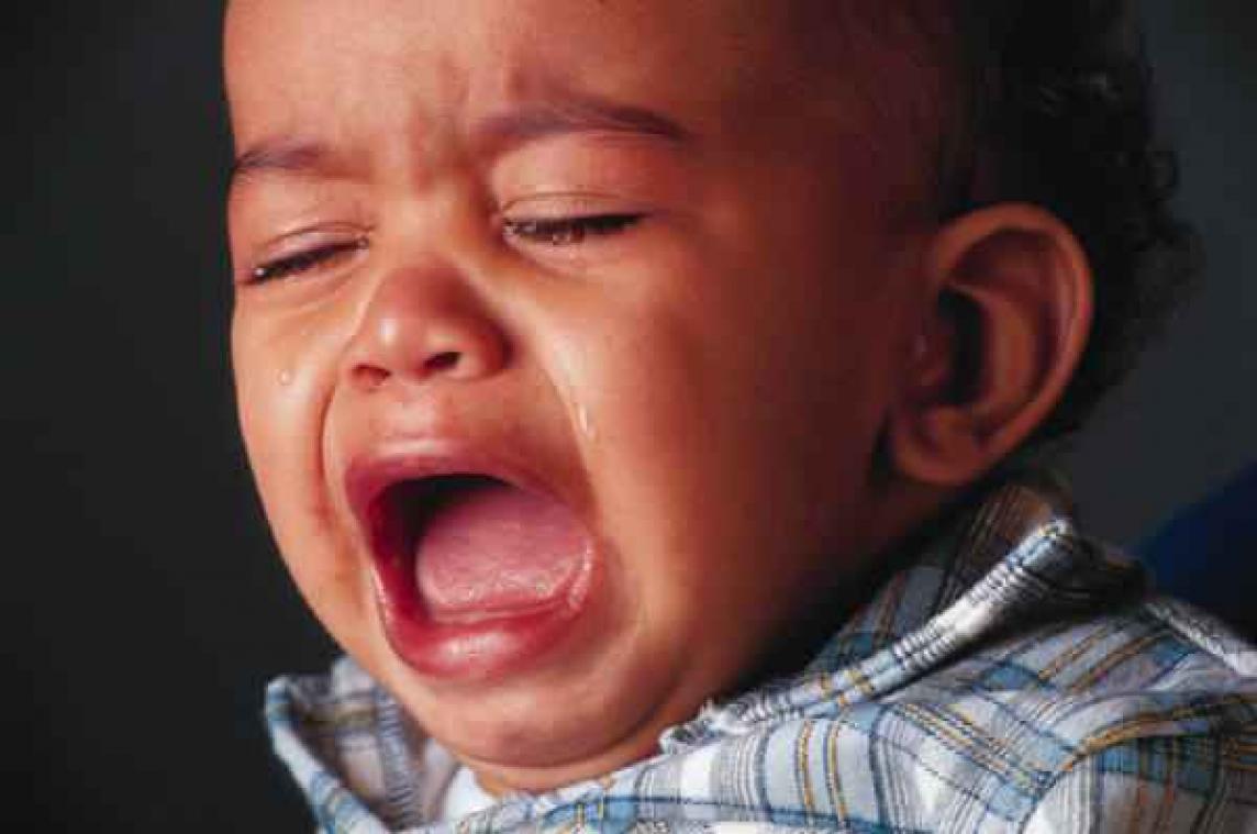 Baby's misleiden ouders vaak door te 'nepwenen'