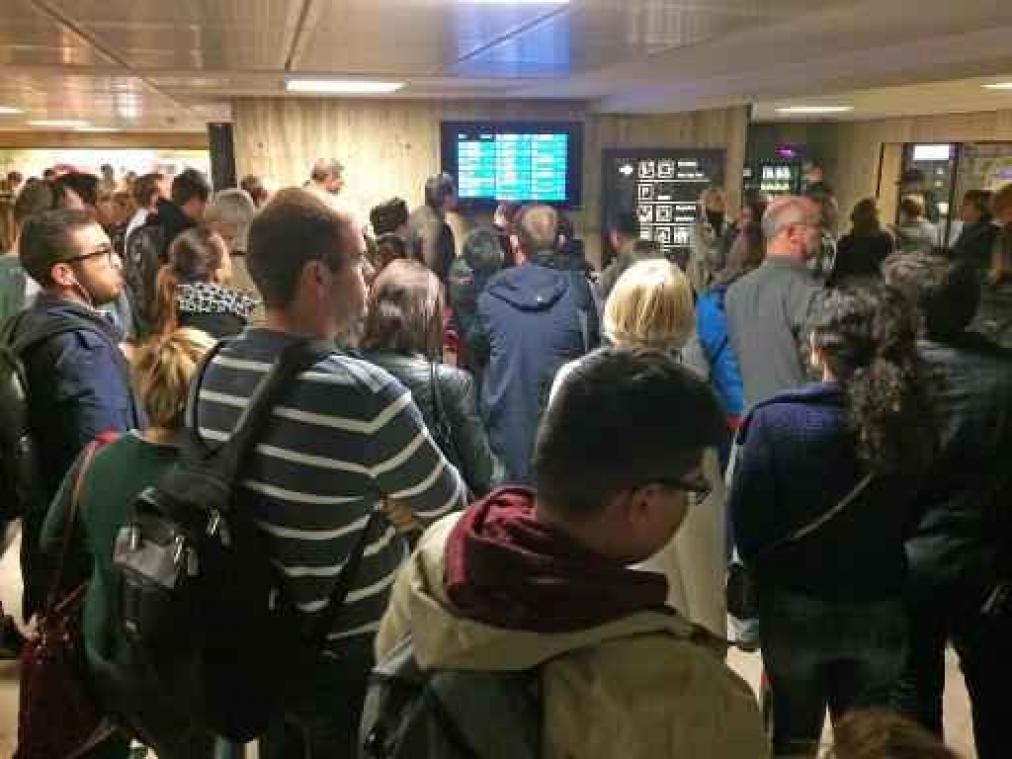 Stroompanne dinsdagavond had zware gevolgen voor treinverkeer in avondspits
