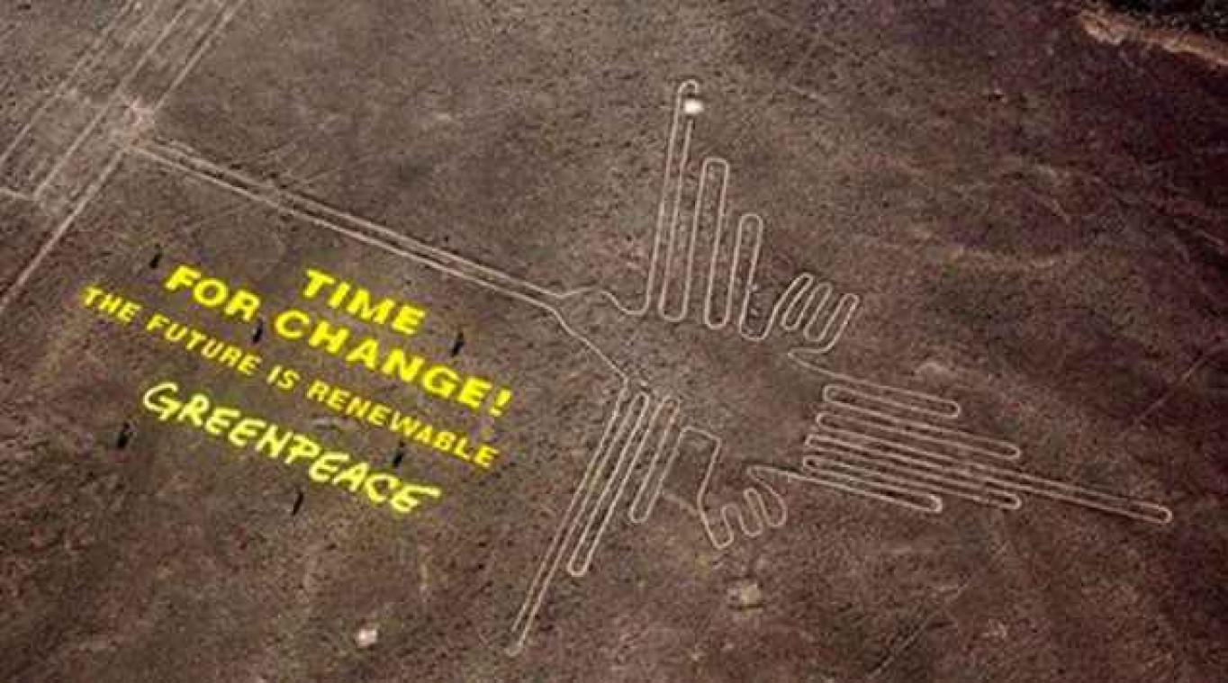 Greenpeace vernielt eeuwenoud monument in Peru