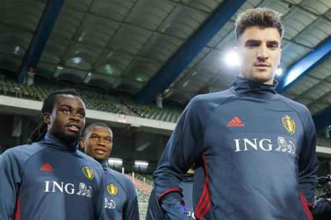 Martinez kiest achterin verrassend voor Jordan Lukaku
