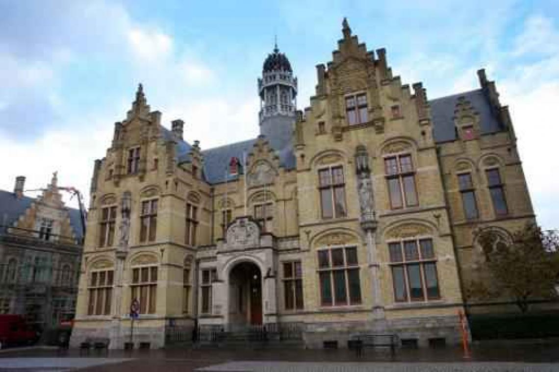 Bestuurder van vluchtmisdrijf Passendale en derde passagier uitgeleverd door Polen