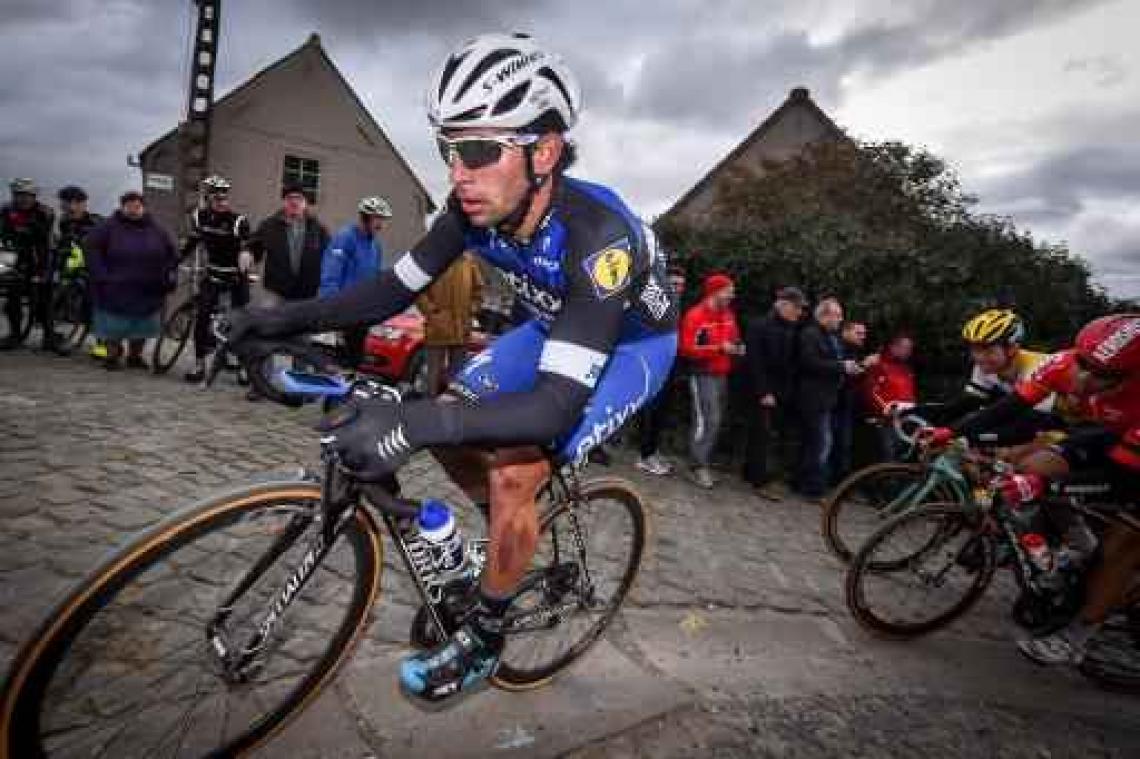 Fernando Gaviria doet Etixx - Quick-Step ook in Tours juichen