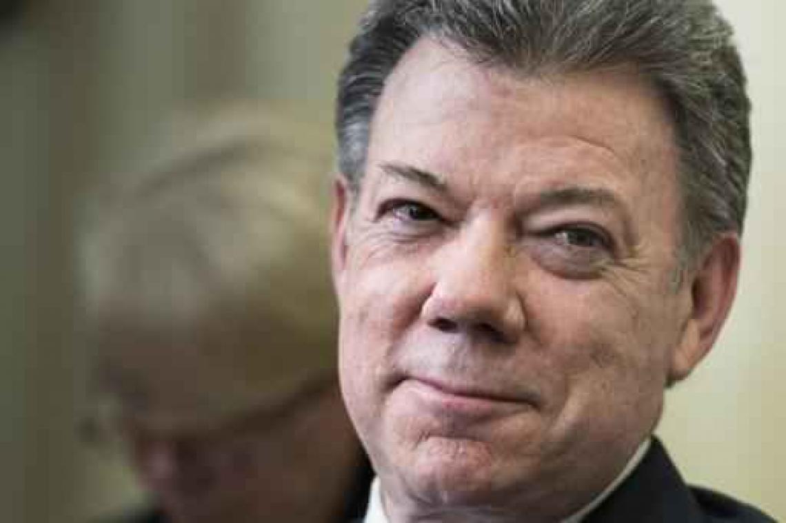 Colombiaanse president Santos gaat geld Nobelprijs aan slachtoffers geven