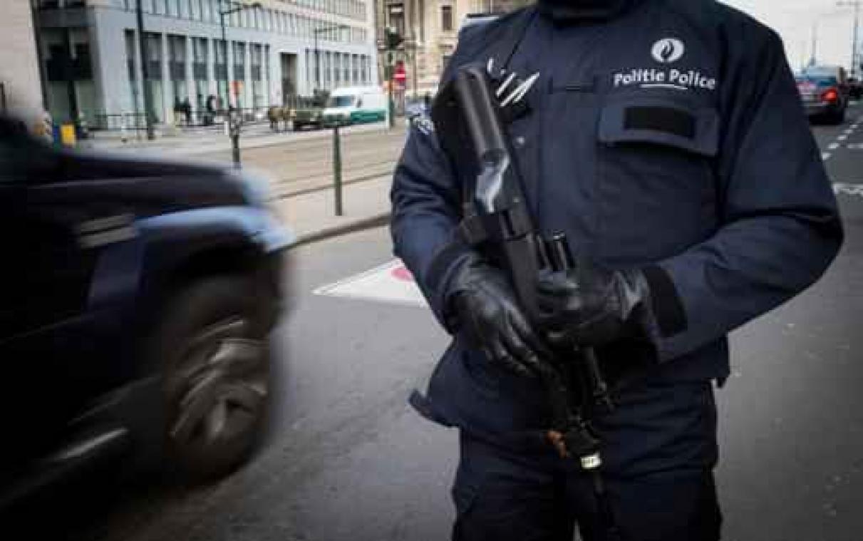 School ontruimd in Sint-Jans-Molenbeek: geen explosieven gevonden