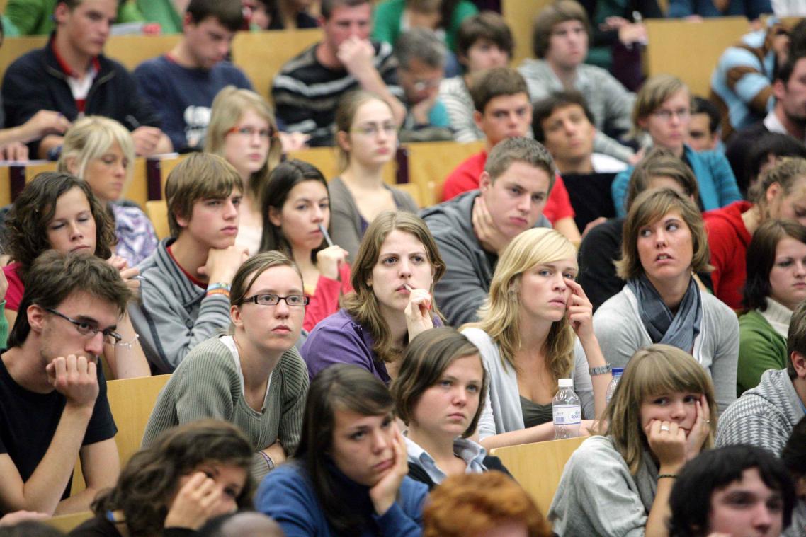 «UGent gunt studenten een feestjaar»