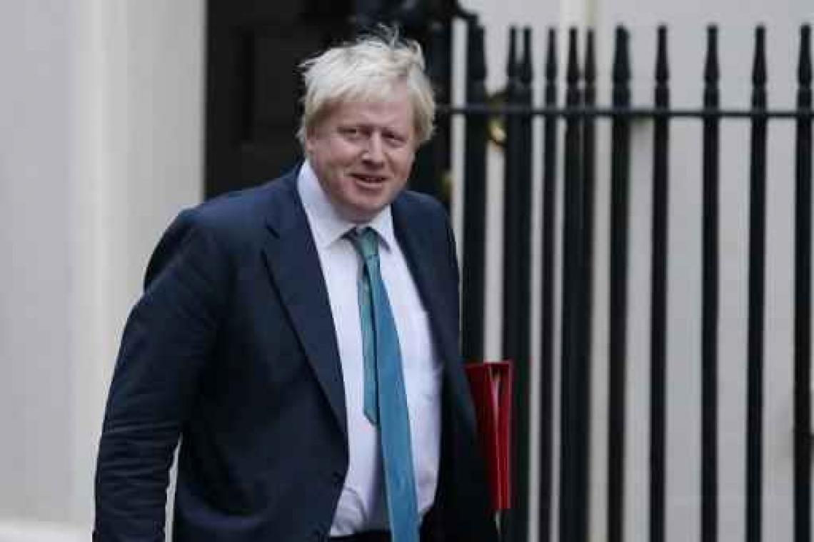 Boris Johnson roept op om te betogen voor Russische ambassade