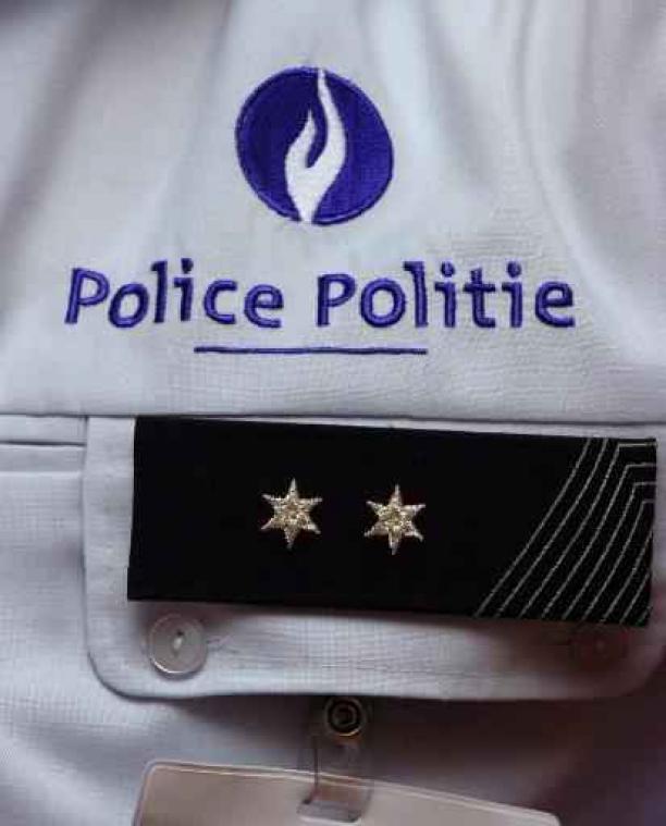 Derde van kandidaten gebuisd op strenger politie-examen
