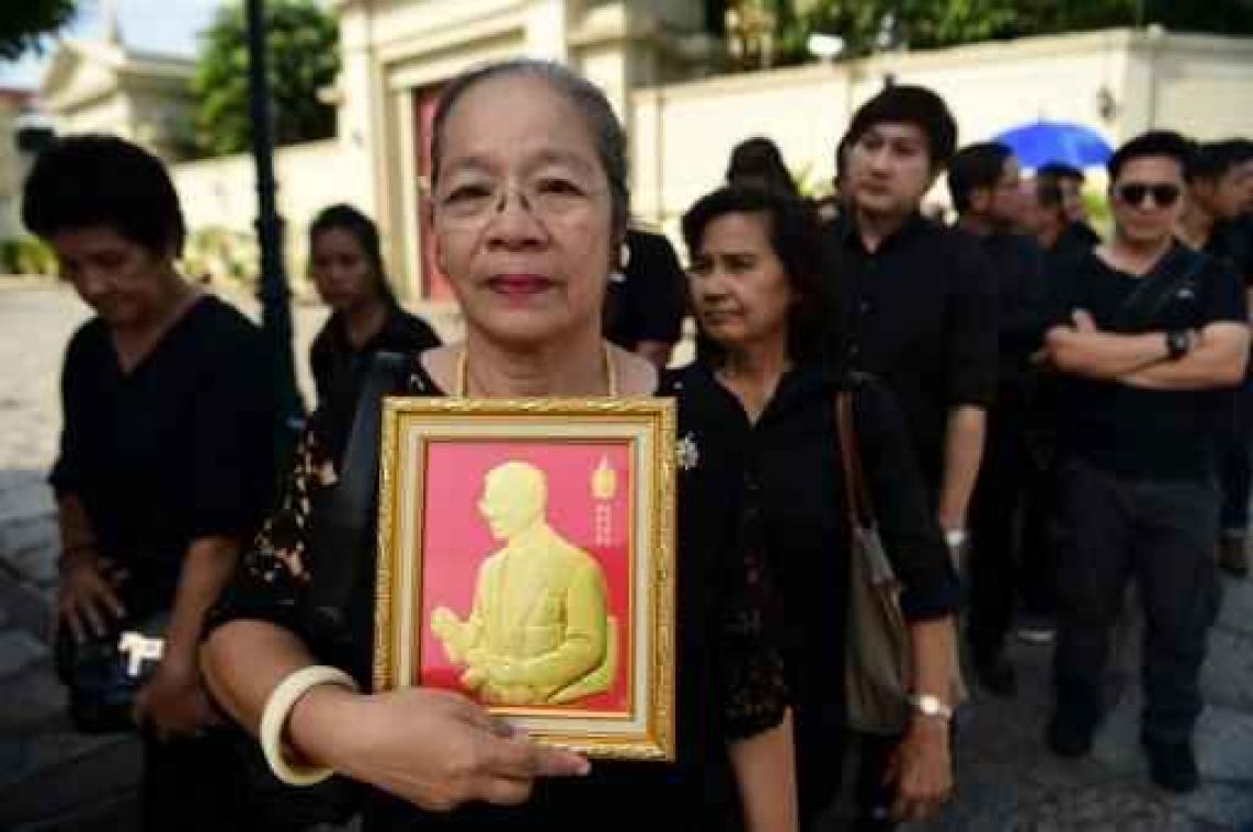 Thailand roept vrijdag uit tot publieke feestdag na dood koning