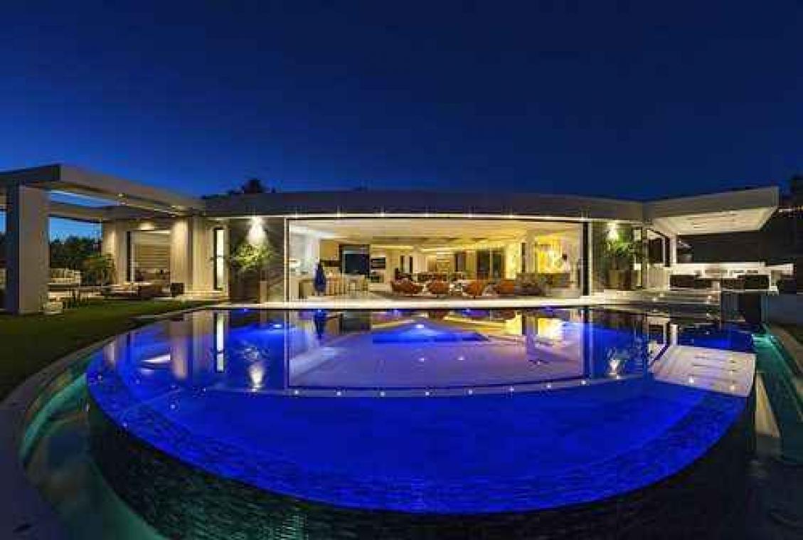 Minecraft-bedenker koopt duurste huis in Beverly Hills