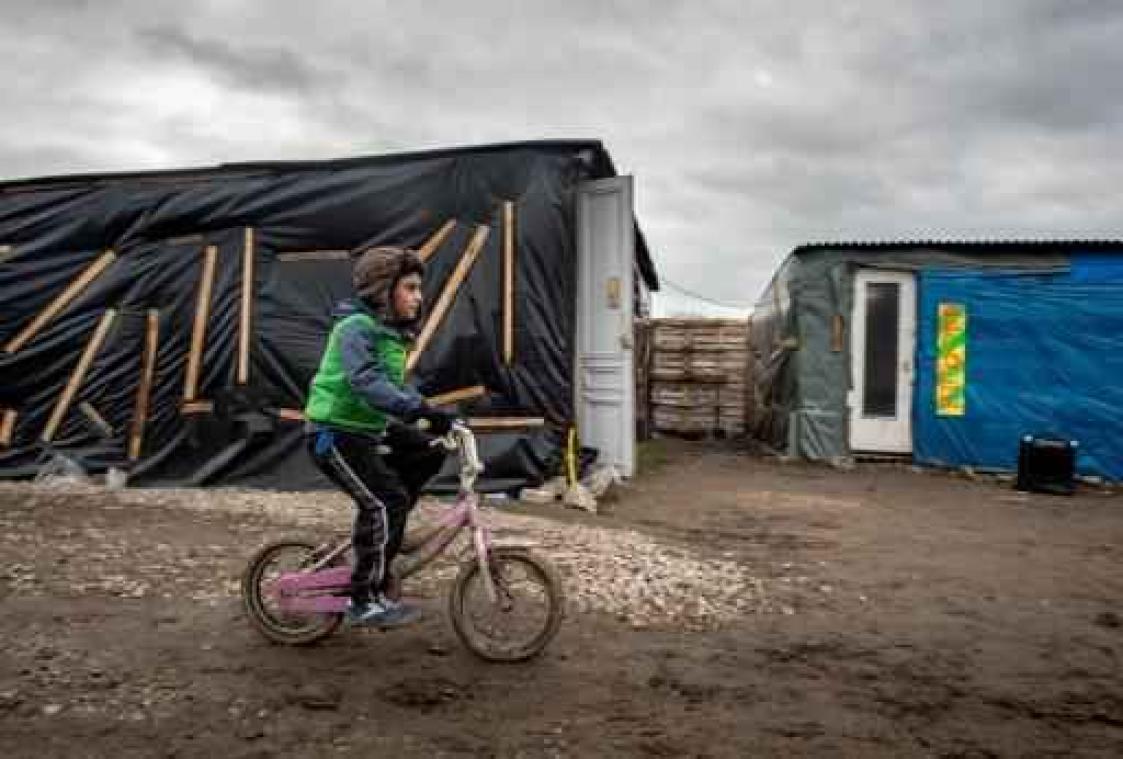 Tientallen minderjarigen uit Jungle van Calais mogen Verenigd Koninkrijk binnen