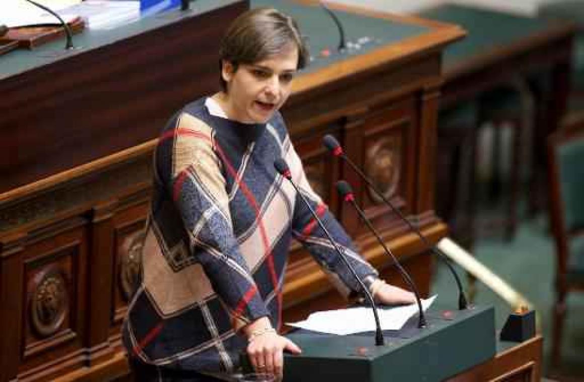 Beleidsverklaring - "Na communautaire, nu ook structurele dossiers in de koelkast"