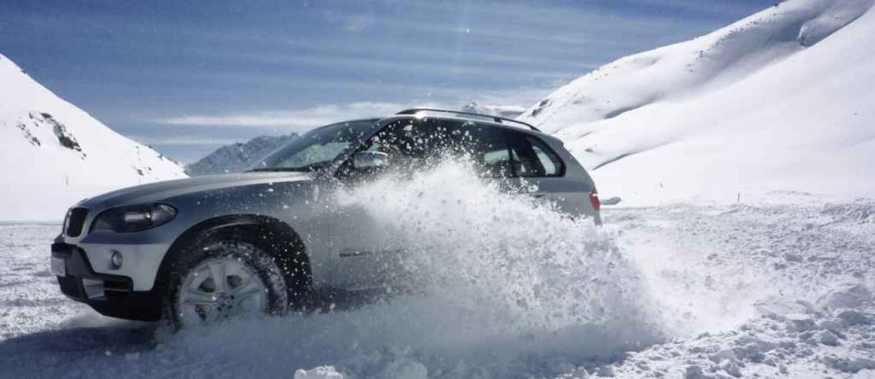 Zes op tien Belgen rijdt graag in de sneeuw