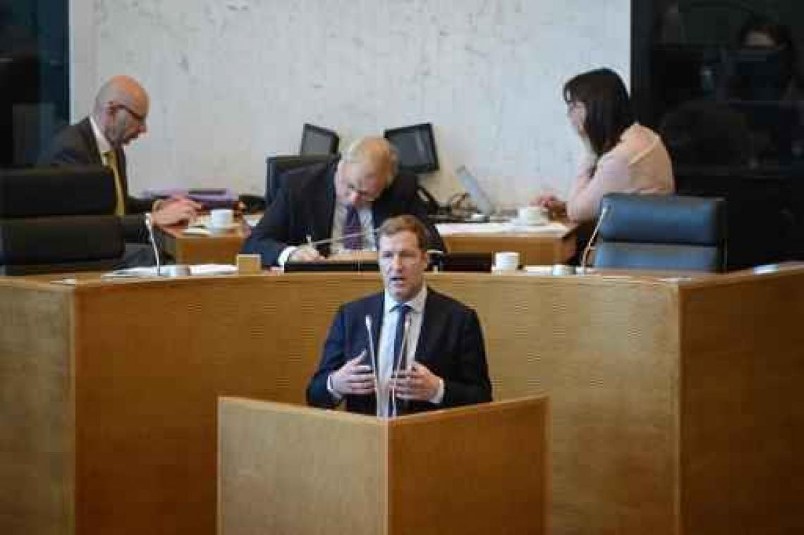 Paul Magnette verwerpt Europese deadline voor goedkeuring CETA-handelsverdrag