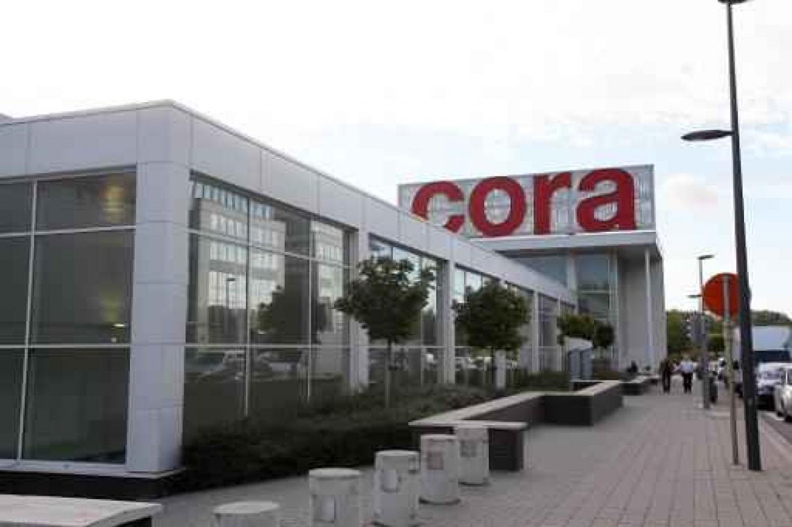 Supermarkt Cora in Châtelineau ontruimd na melding van gewapende man