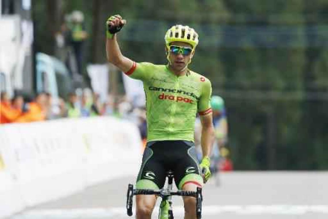 Italiaan Davide Villella steekt zege op zak