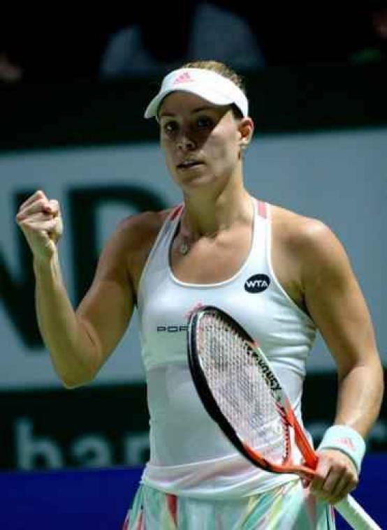 Angelique Kerber laat geen steek vallen in eerste groepsmatch WTA Finals